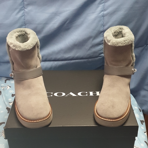 coach illia boot